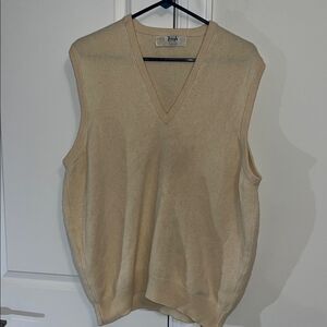 Pringle Scotland Off White Creme 100% Cashmere Sweater Vest L Men’s spots